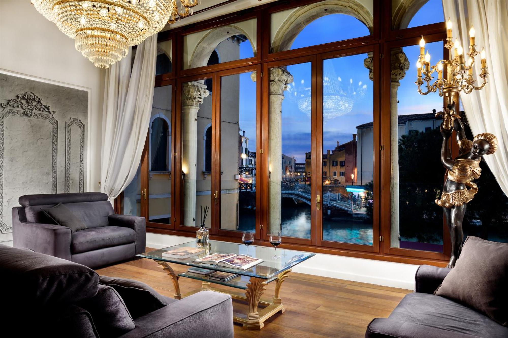 Swan Dolcevita Prestige Stay - Canal View & Exclusive Experience Benátky Exteriér fotografie